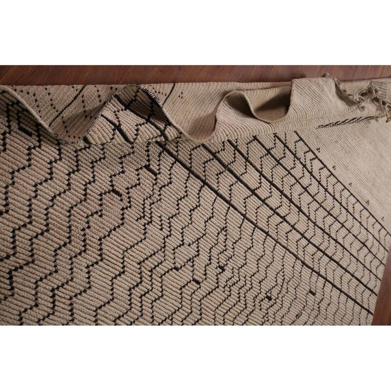 Moroccan Oriental Area Rug Hand-Knotted Beige Wool Carpet - 6'9"x 10'3"