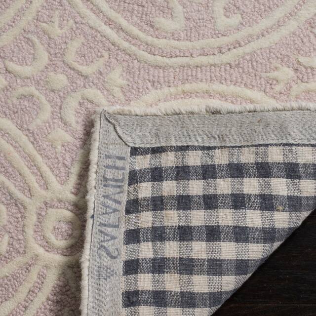 SAFAVIEH Handmade Cambridge Myrtis Moroccan Wool Rug