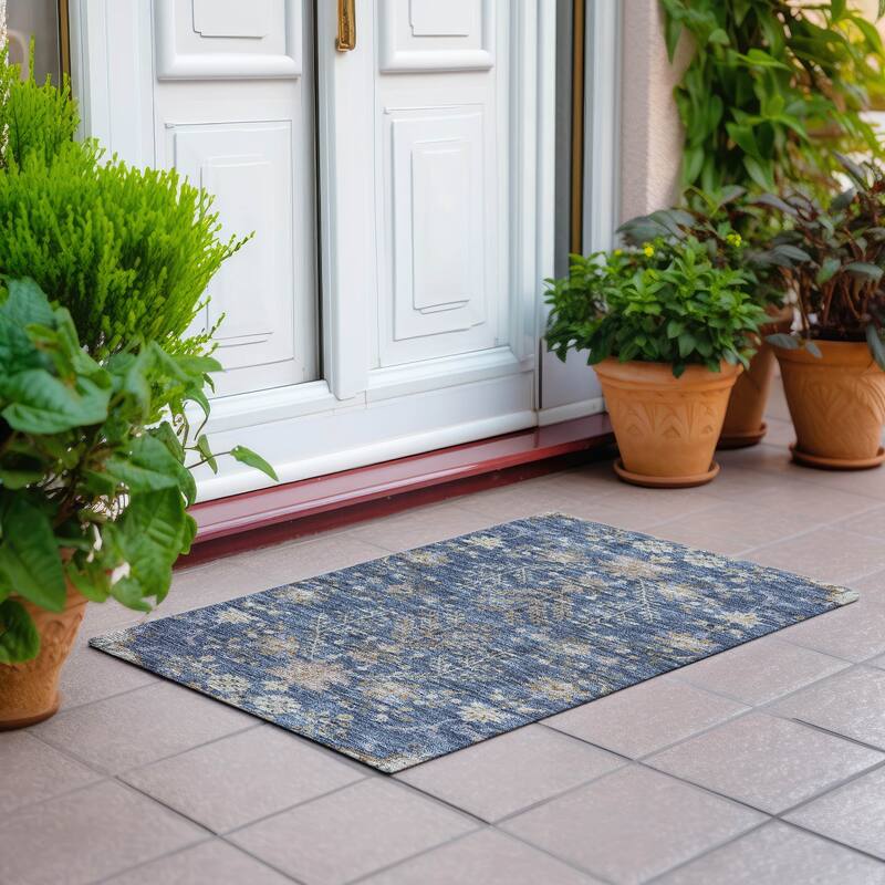 Machine Washable Indoor/ Outdoor Boho Traditional Chantille Rug