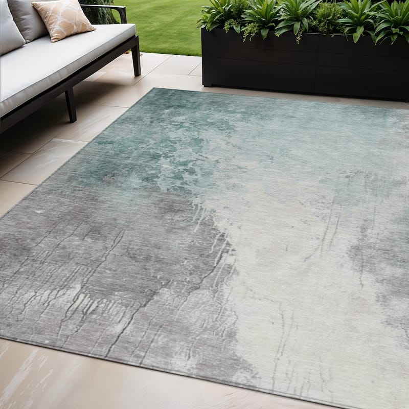 HomeRoots Abstract Transitional Rectangle Outdoor Rug - 5' X 8'