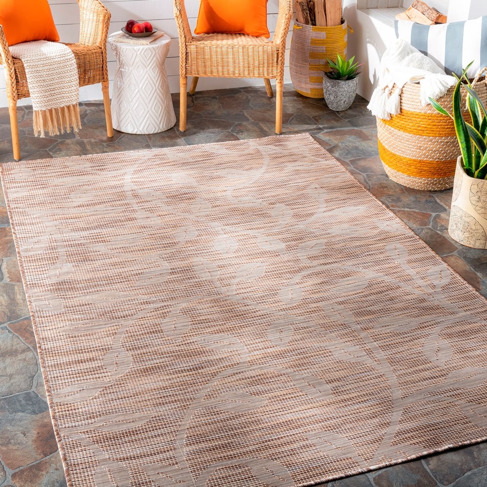 Livabliss Pasadena Traditional Indoor/Outdoor Area Rug