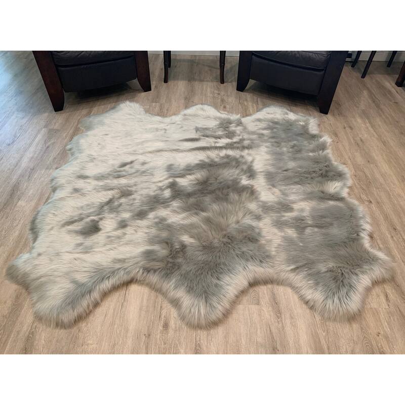 Highland Select Natural Long Wool Sheepskin 6 Pelt Shag Rug - 5' x 5'5"