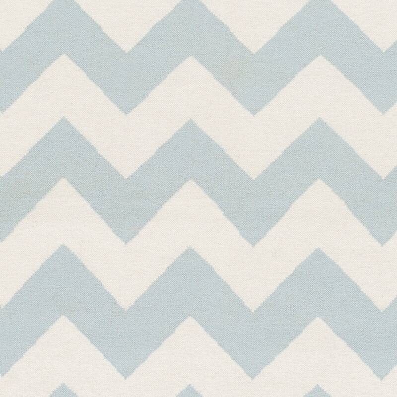 Hand-Woven Zoey Chevron Reverisble Flatweave Wool Rug (2' x 3')