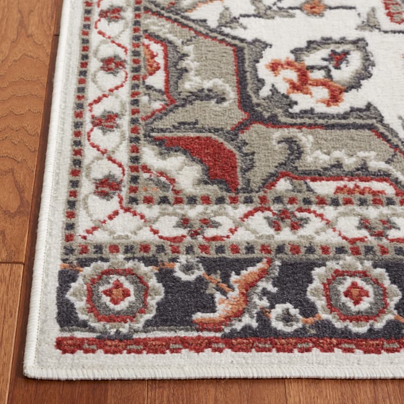 SAFAVIEH Pyramid Peroline Traditional Oriental Rug