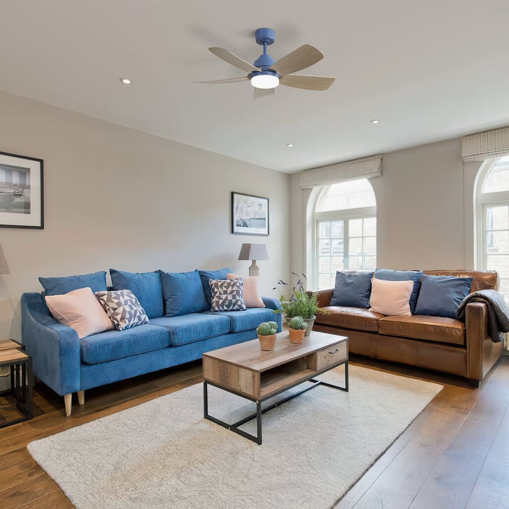 Modern Ceiling Fan Light with 3 Color Light Adjustment and 5 Blades, Reversible DC Motor for Bedroom and Lounge Area