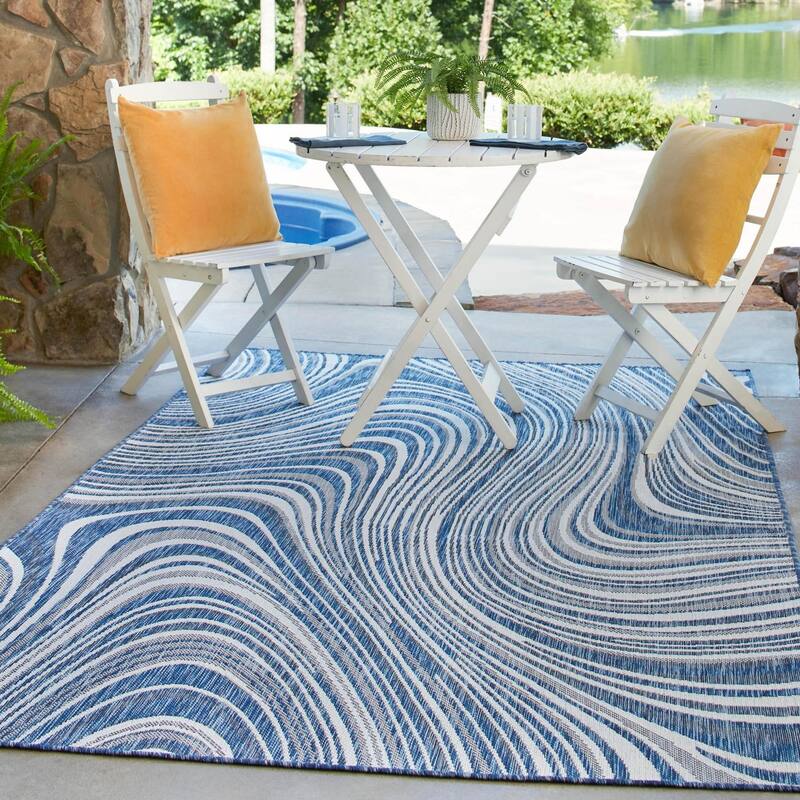 Outdoor Ucul Collection Area Rug - Blue - 5'x8'