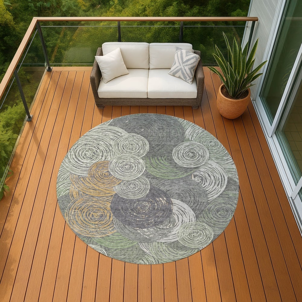 Machine Washable Indoor/ Outdoor Modern Twister Chantille Rug