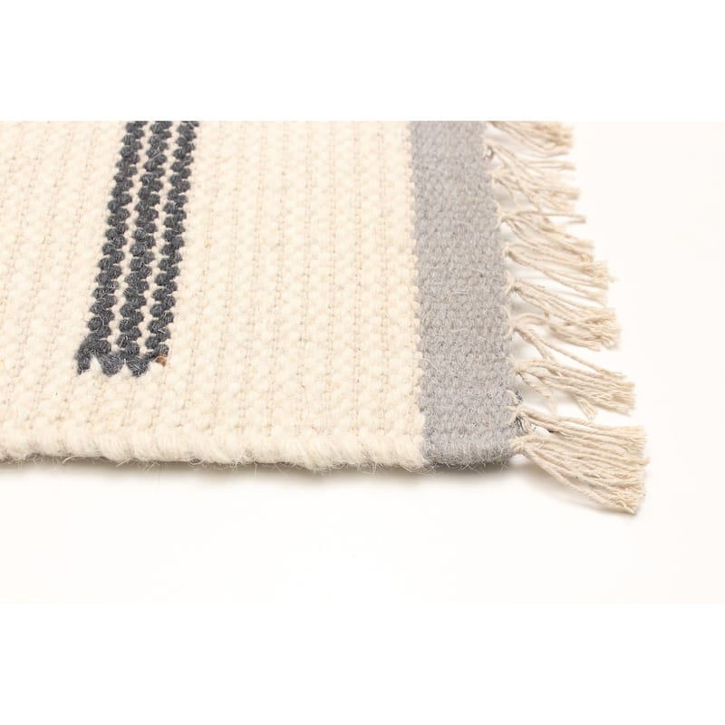 ECARPETGALLERY Hand Tufted Timeless Cream Wool Rug - 5'2 x 8'2