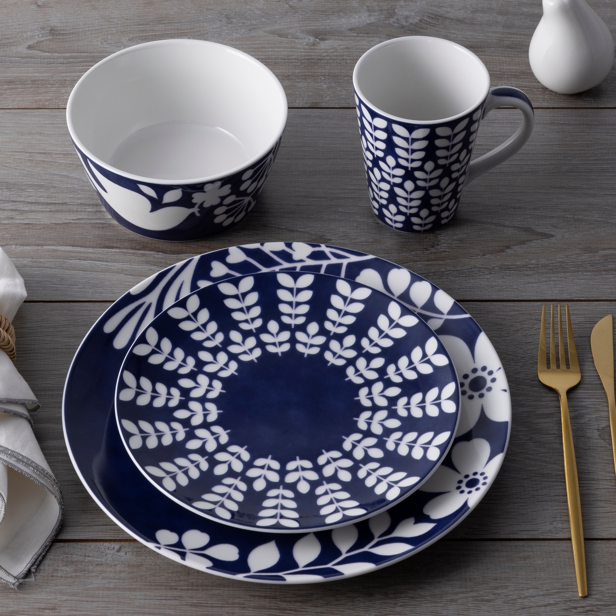 Noritake Bluefjord Set Of 4 Coupe Salad Plates, 8-1/4