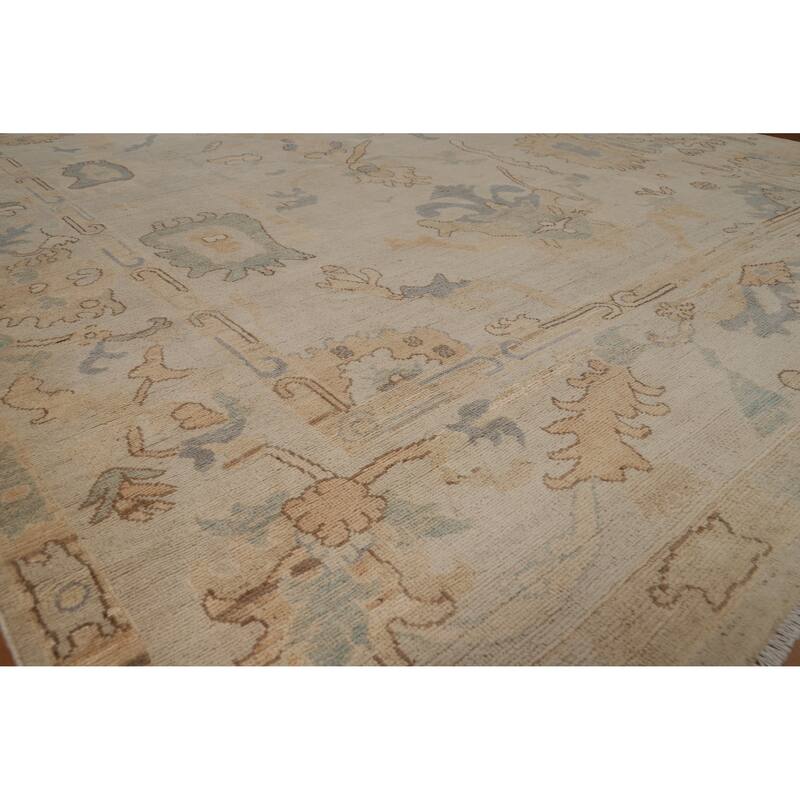 Transitional Beige Oushak Turkish Area Rug Hand-Knotted Wool Carpet - 7'11"x 9'11" - 7'11"x 9'11" - Ivory/Beige