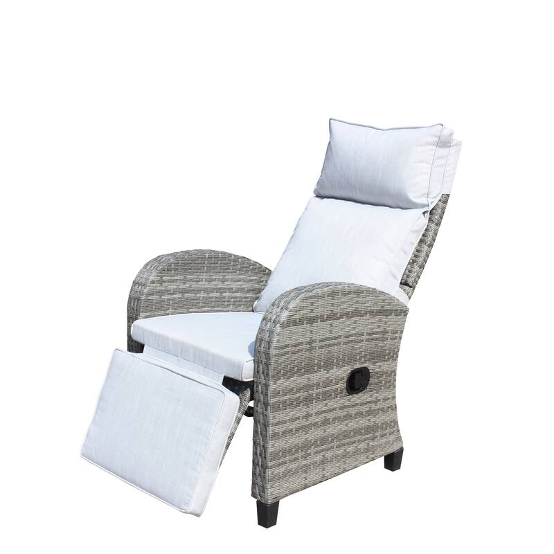 Outdoor Wicker Recliner Chair With Adjustable Backrest And Armrests (Excluding the table)