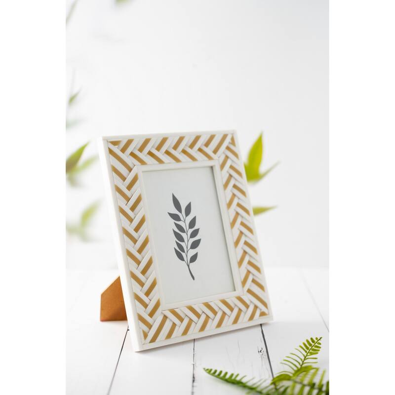 Rectangular Herringbone Picture Frame - for 5" x 7" Photo - White and Gold - 5-inchx7-inch