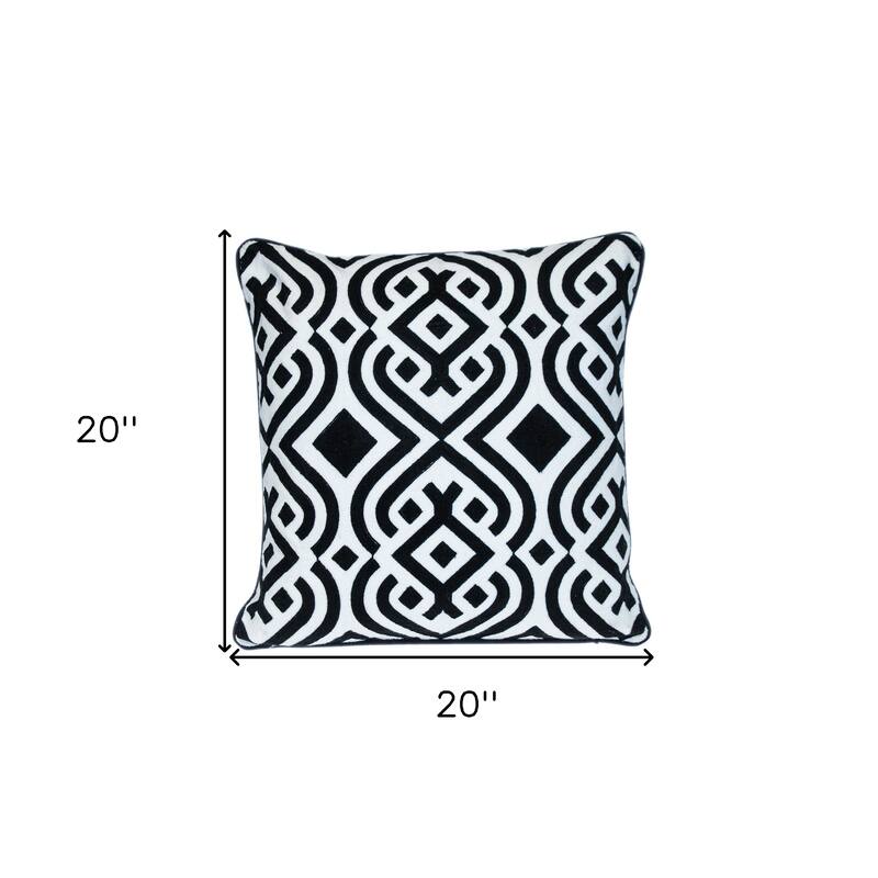 HomeRoots 18" X 18" Black 100% Cotton Geometric Zippered Pillow