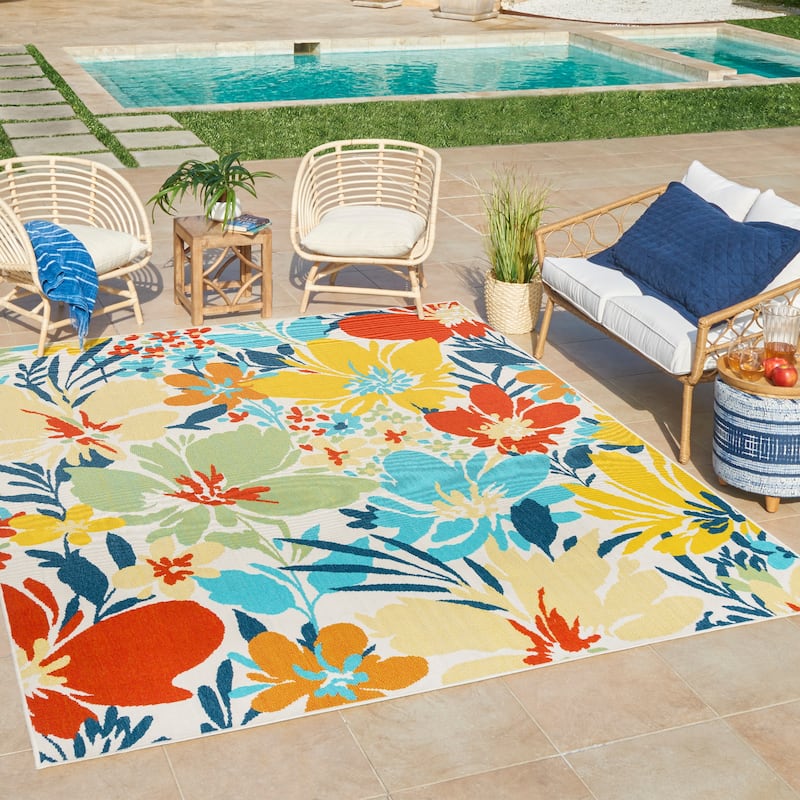 Gertmenian Ziesta Modern Bold Fruit Floral Multicolored UV Protected Polypropylene Flatweave Indoor/ Outdoor Area Rug Collection