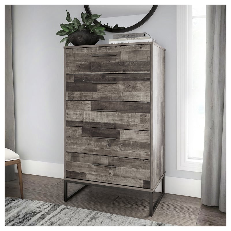 Signature Design by Ashley Neilsville Weathered Woodgrain Dresser - Grey - 5-drawer