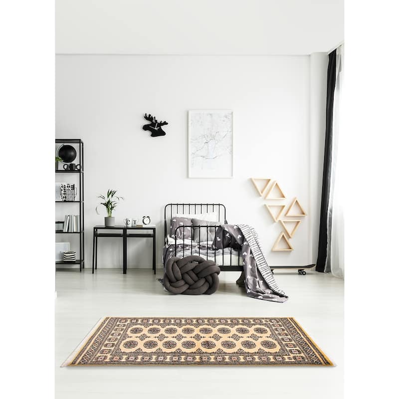 ECARPETGALLERY Hand-knotted Peshawar Bokhara Beige Wool Rug - 3'1 x 5'4