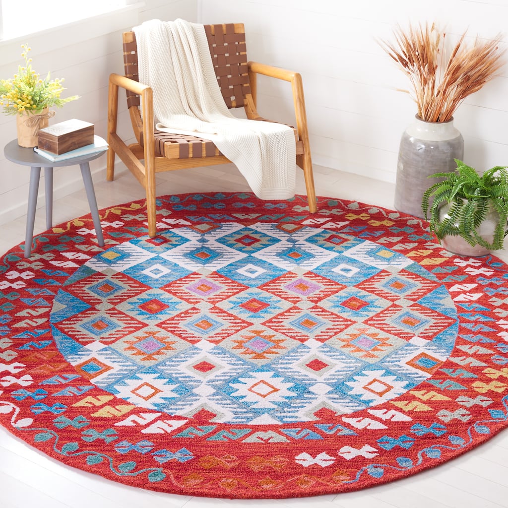 SAFAVIEH Handmade Aspen Bjarnveig Boho Wool Rug
