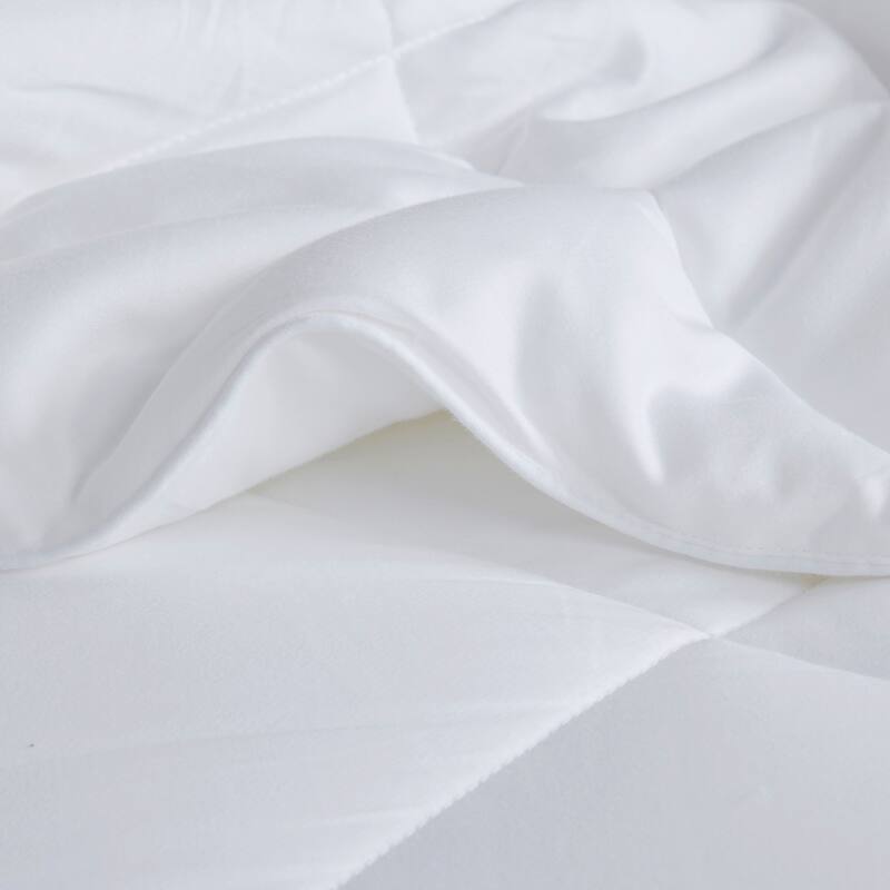 Madison Park Maximum Warmth Cotton Down Alternative Featherless Comforter
