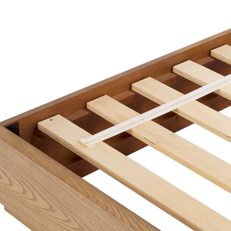 SAFAVIEH Couture Decarla Wood Bed Frame