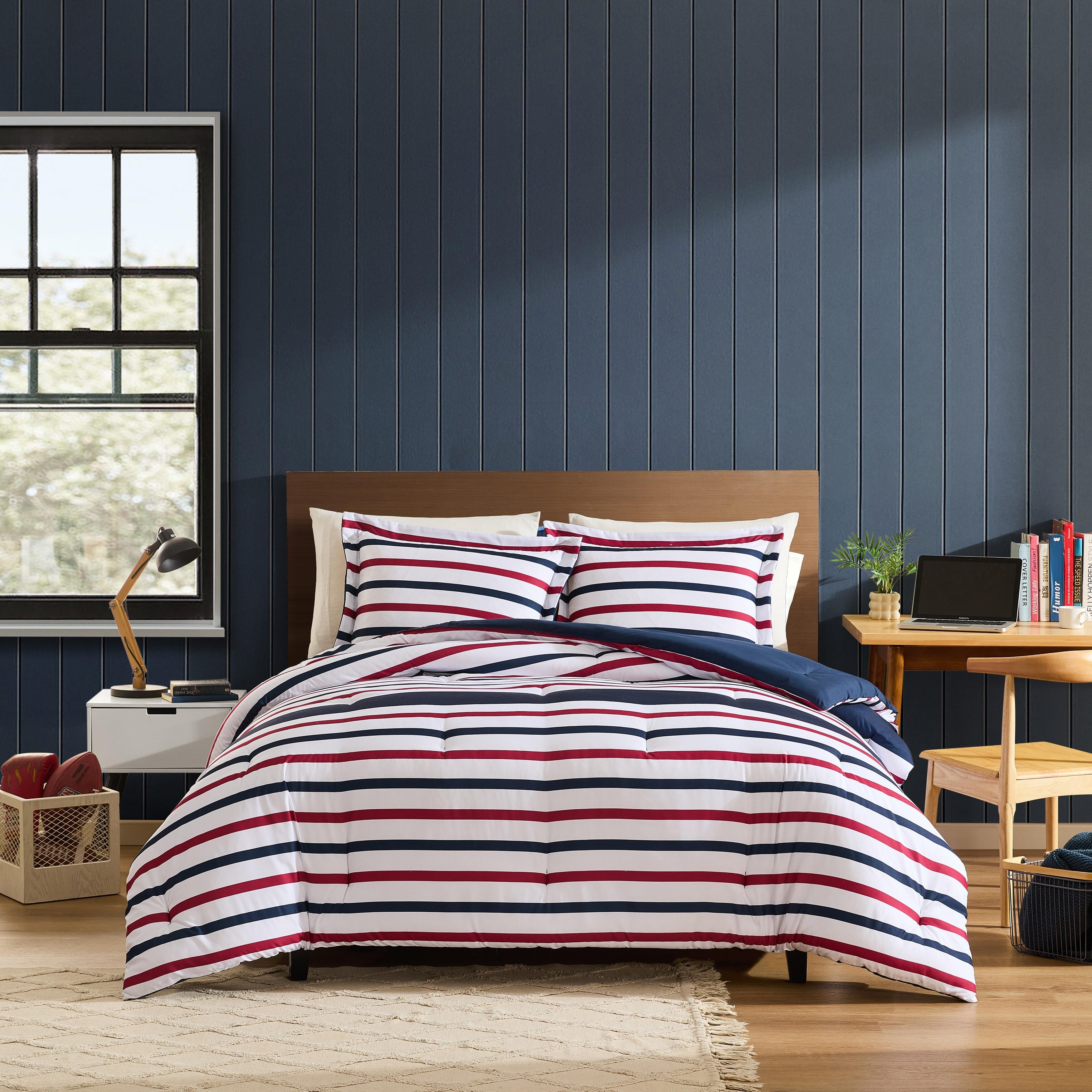Nautica Clove Hitch Stripe Reversible Blue Comforter Set