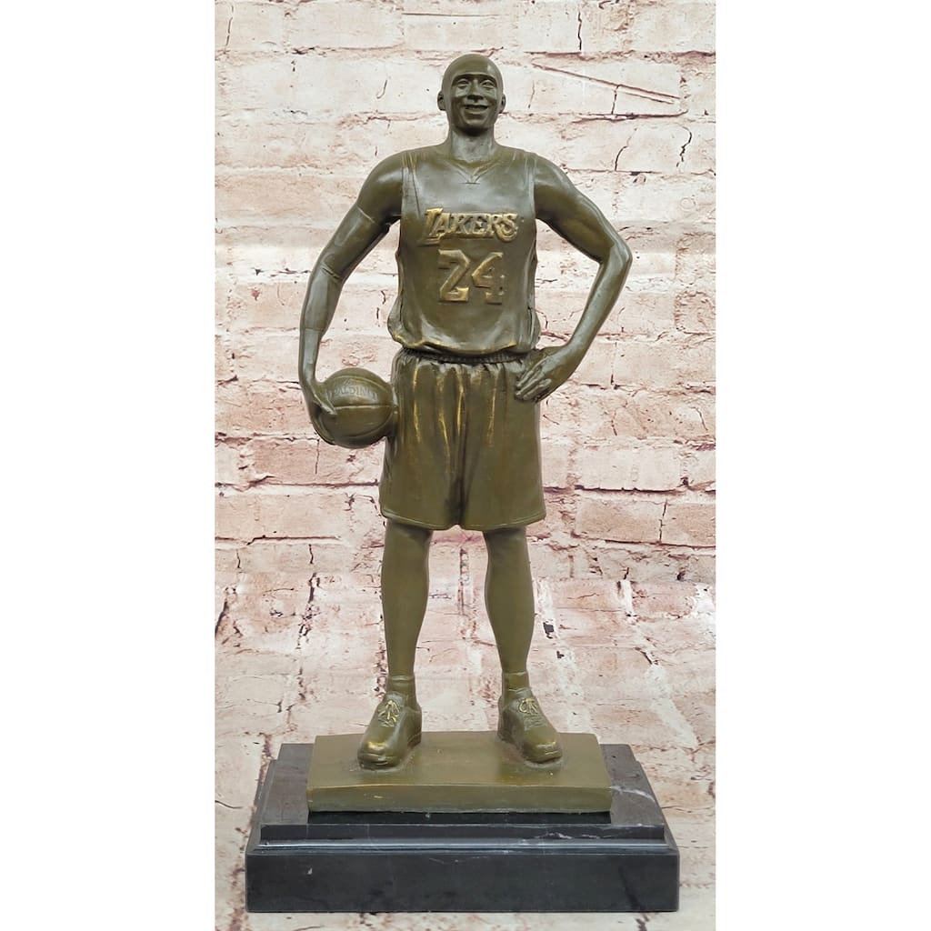Bronze Nba Basketball Player Statue – Kobe Bryant Lakers #24 Sculpture