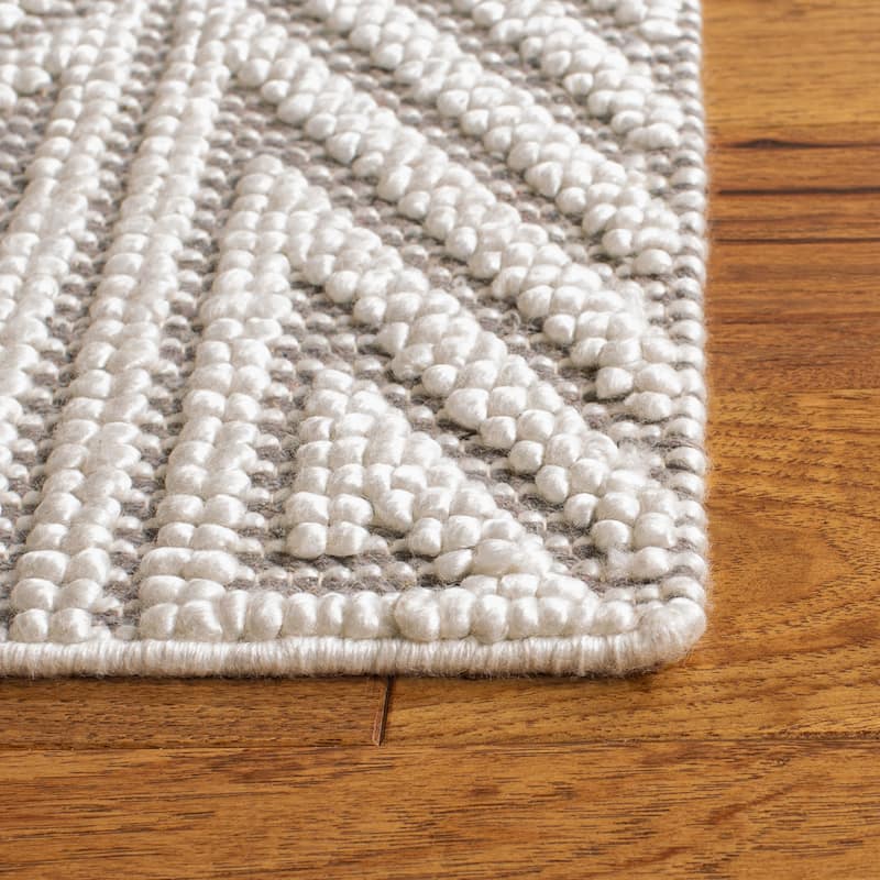 SAFAVIEH Handmade Natural Fiber Nathalia Jute Rug