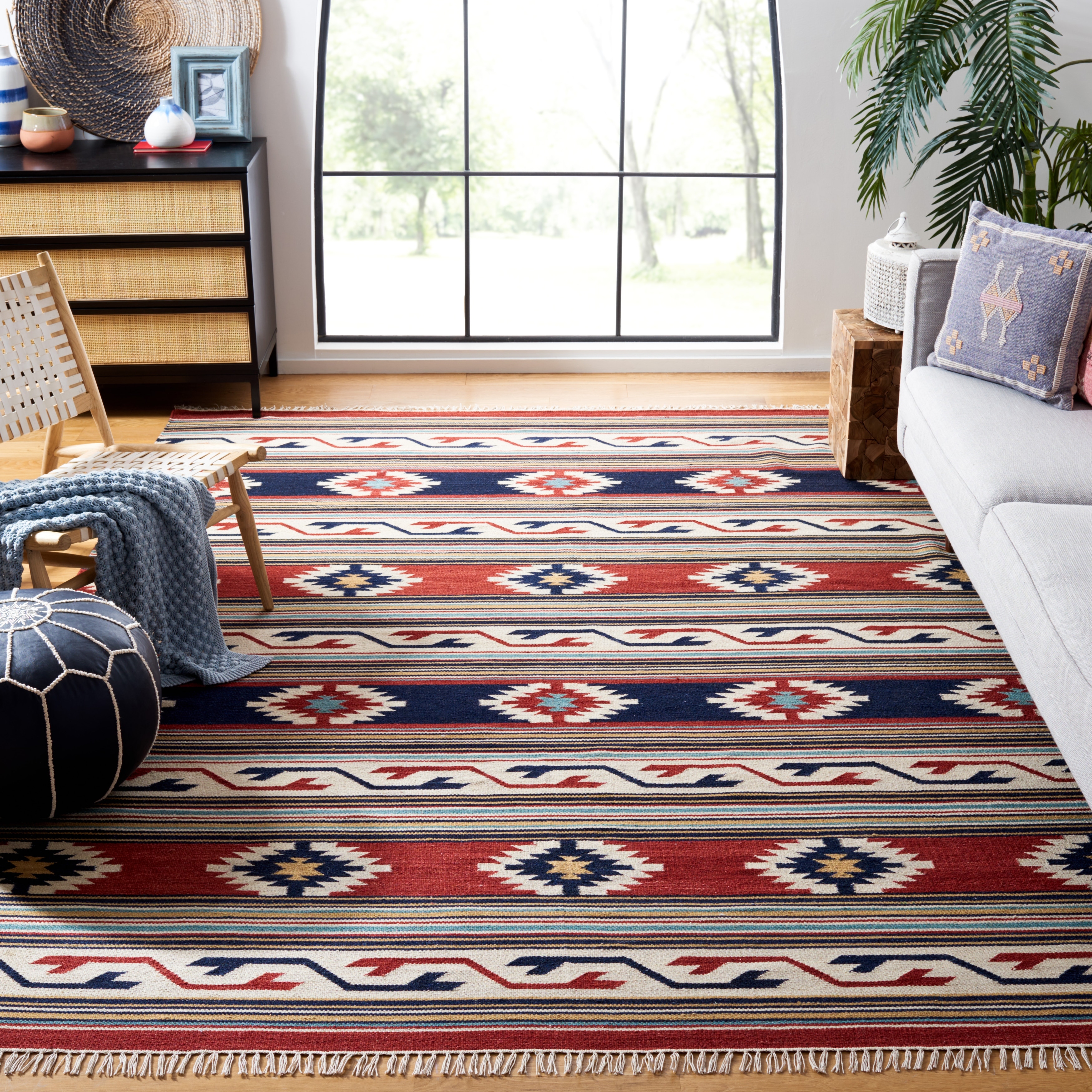 SAFAVIEH Kilim Juliann Southwestern Wool Fringe Rug
