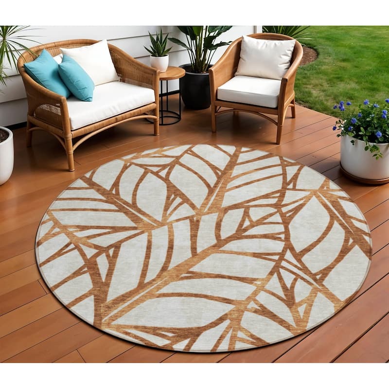 HomeRoots Floral Transitional Rectangle Outdoor Rug - 8' Round