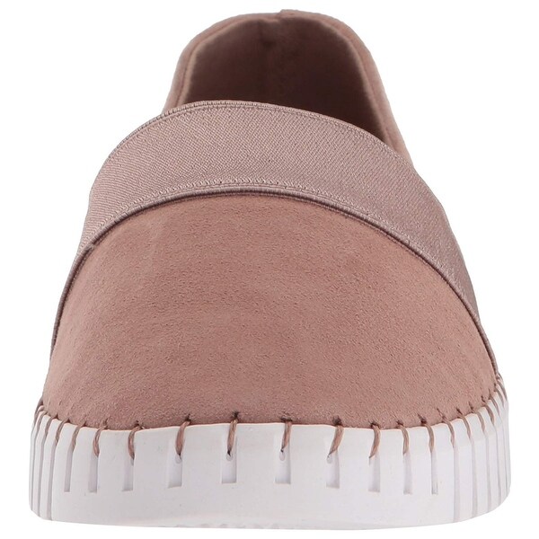 STEVEN by Steve Madden Womens Nc-Sugar Sneaker