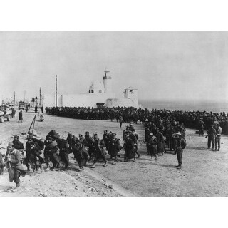 German And Italian Prisoners Captured By The British In Bardia History ...