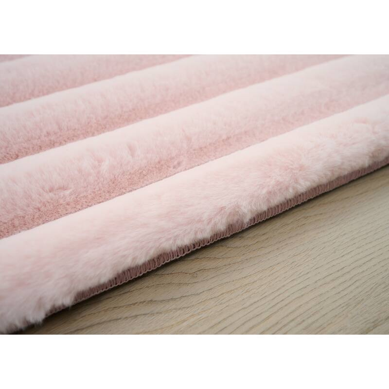 Madrid Collection Ultra Soft Ribbed Faux Fur Area Rug