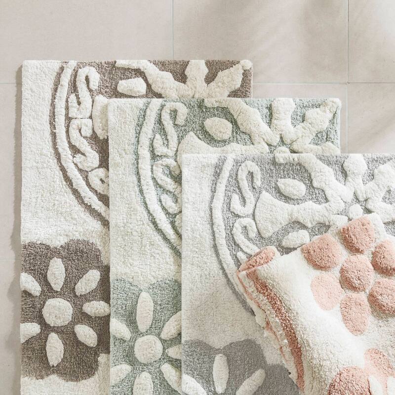 Madison Park Casablanca Medallion Cotton Tufted Bath Rug