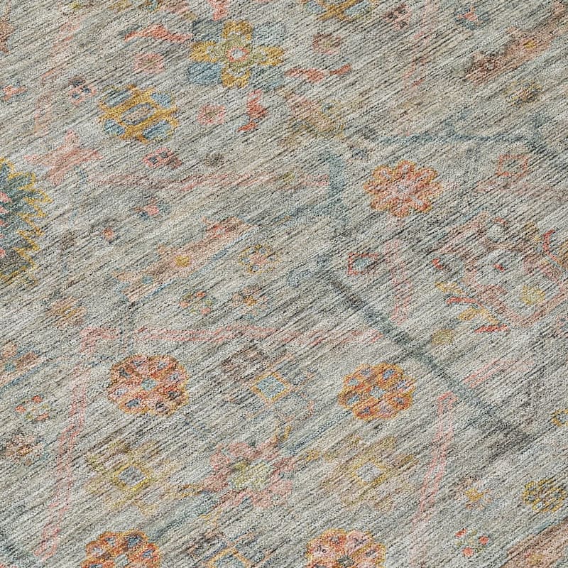 Machine Washable Indoor/ Outdoor Distressed Traditional Chantille Rug