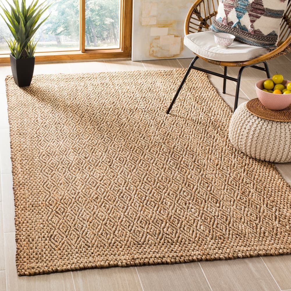 SAFAVIEH Handmade Natural Fiber Hadassah Jute Rug