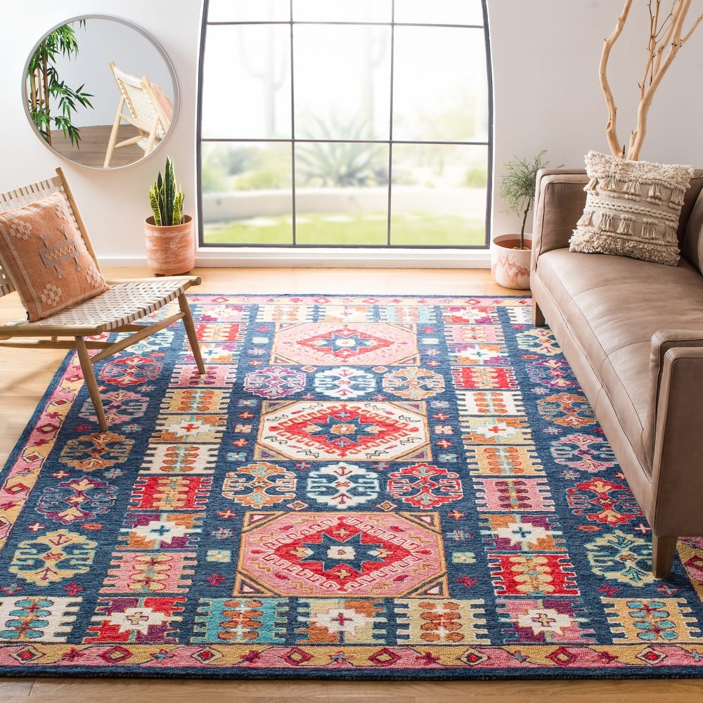 SAFAVIEH Handmade Aspen Maire Bohemian Wool Rug