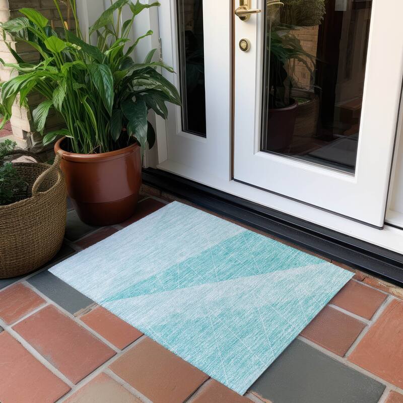 Machine Washable Indoor/ Outdoor Chantille Modern Prism Rug