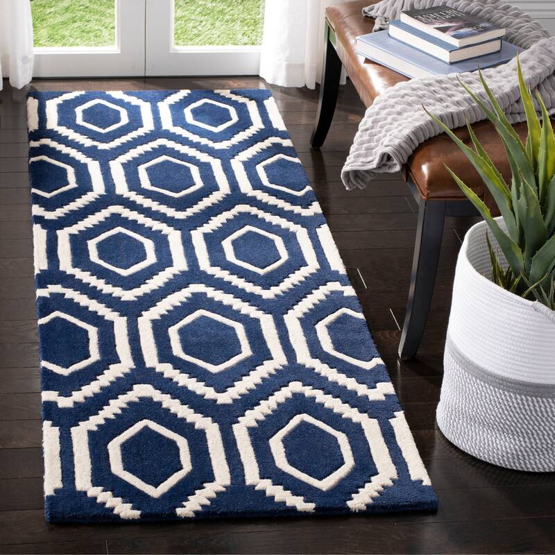 SAFAVIEH Handmade Chatham Altrud Moroccan Modern Wool Rug - 2'3" x 9' Runner - Dark Blue/Ivory