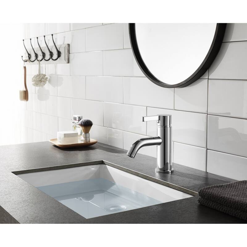 Kingston Brass Continental Single-Handle 1-Hole Deck Mount Bathroom Faucet with Push Pop-Up