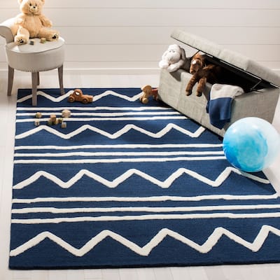 SAFAVIEH Handmade Kids Samra Wool Rug