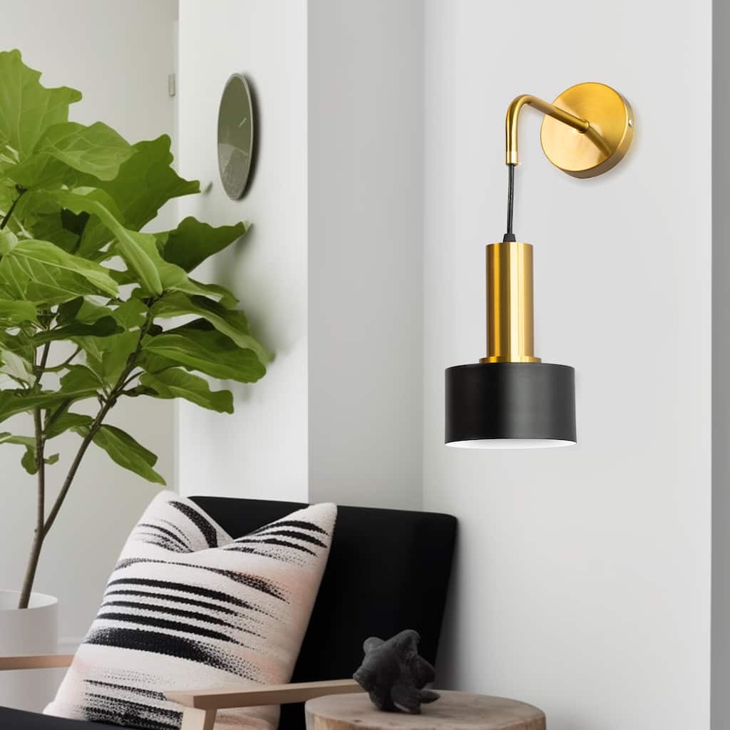 YANSUN 1-Light Metal Black and Gold Wall Sconce Lighting Industrial Minimalist Modern Wall Light Fixture for Living Room Bedroom