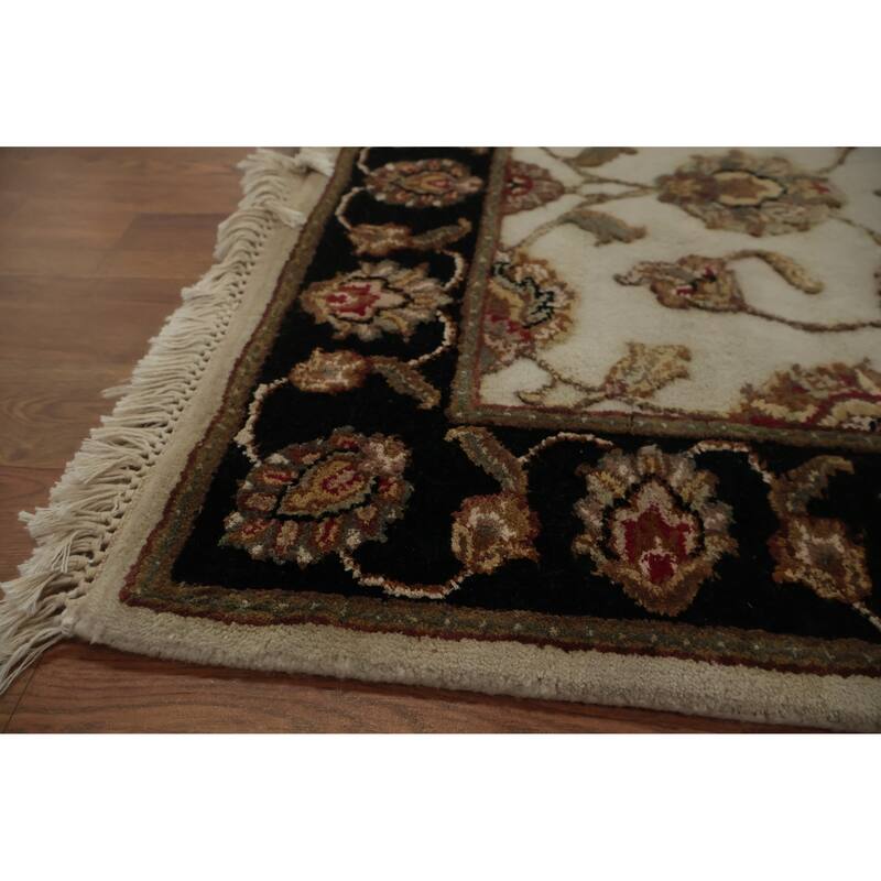 Hand Knotted Oriental Wool & Silk Carpet Traditional Floral Beige & Ivories Agra Runner Rug - 8' 0'' X 2' 6''