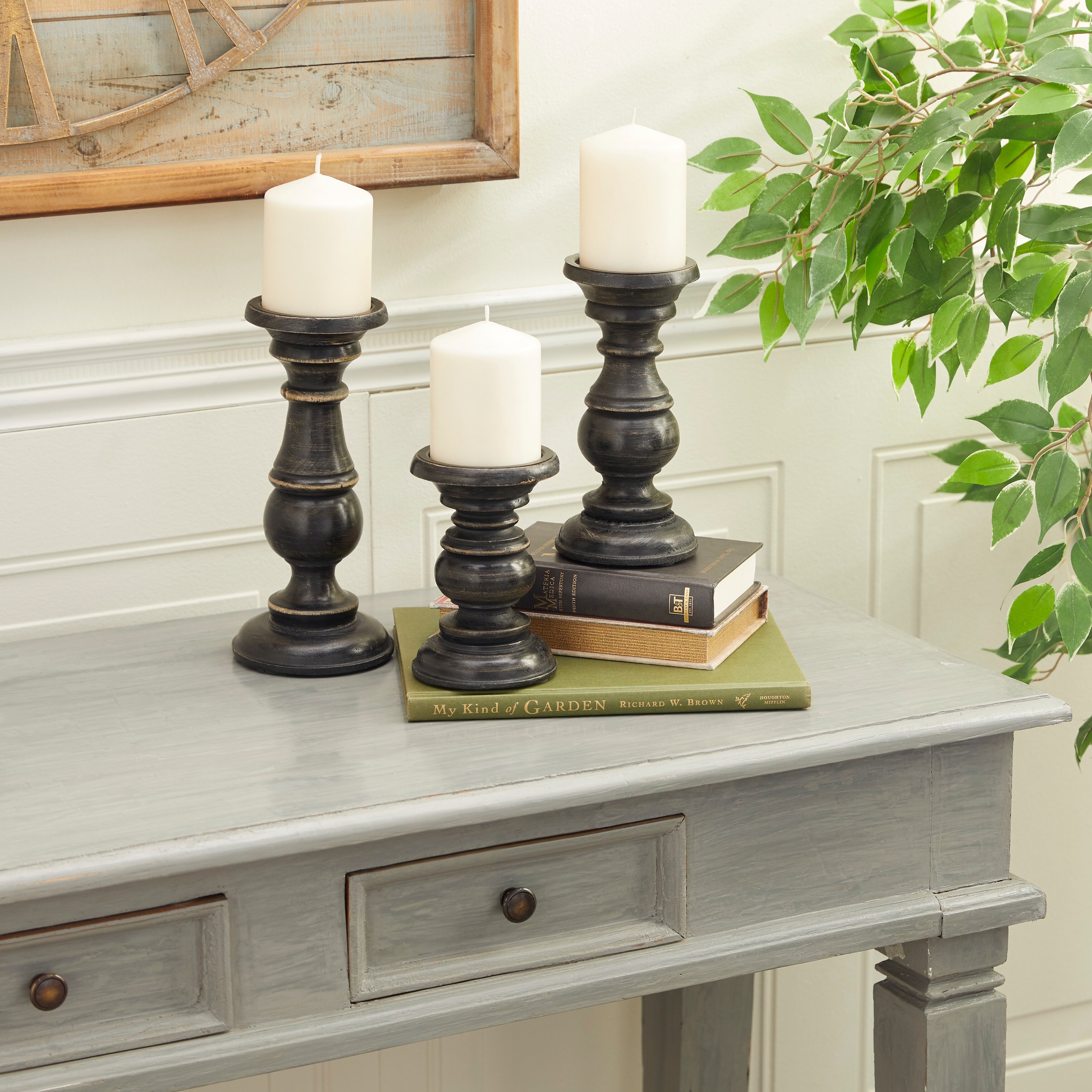 Wood Traditional Candle Holder (Set of 3)