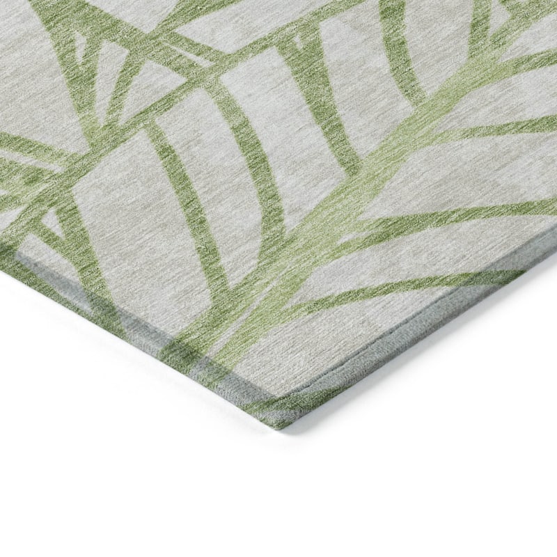 HomeRoots Floral Transitional Rectangle Outdoor Rug