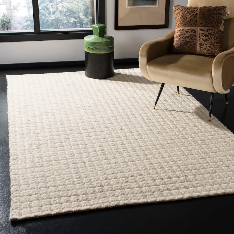 SAFAVIEH Handmade Natura Mariechen Wool Rug - 5' x 8' - Ivory