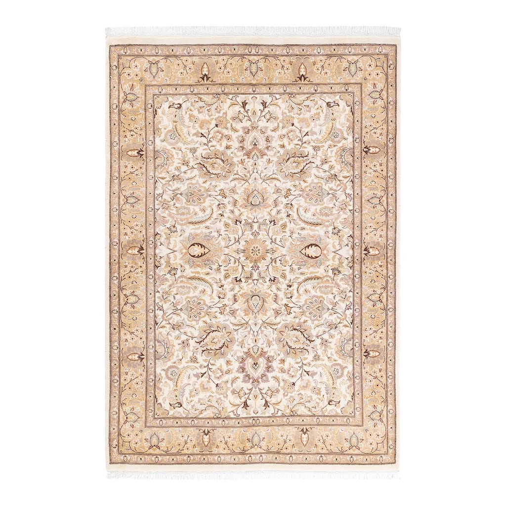 Overton Handknotted Wool Traditional Oriental Ivory Area Rug - 4' x 6'