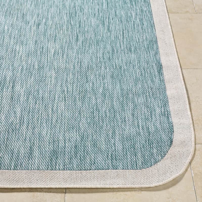 Livabliss Miami Beach Traditional Indoor/Outdoor Area Rug