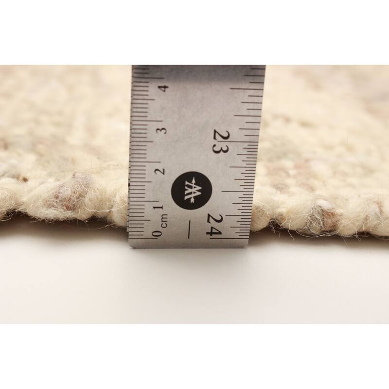 Sienna Beige Rug 4'10" x 7'7" - 4'10 x 7'7