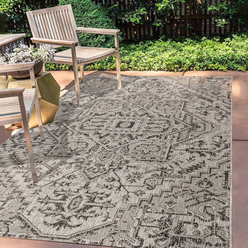 JONATHAN Y Charleston Medallion Indoor/Outdoor Area Rug