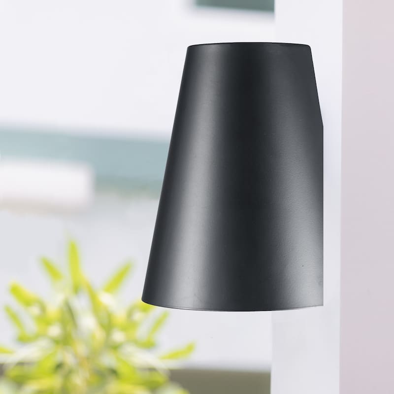 Trans Globe Lighting 51331 Sidewell 6" Tall Outdoor Wall Sconce