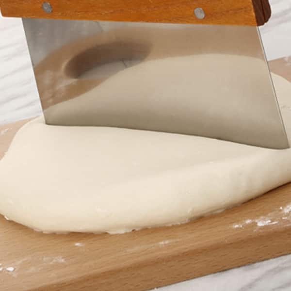 Restaurant Wood Handle Metal Pizza Cake Dough Scraper Cutter - Bed Bath &  Beyond - 28771934